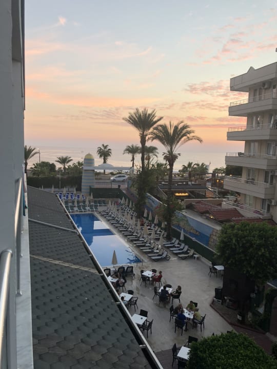 Außenansicht Kaila Beach Hotel