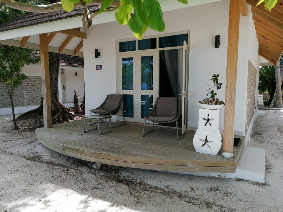 Zimmer Ellaidhoo Maldives by Cinnamon
