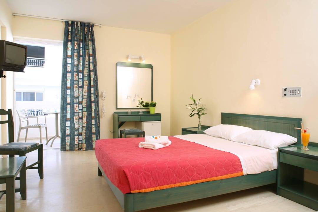 Single room Hotel Evelyn Beach