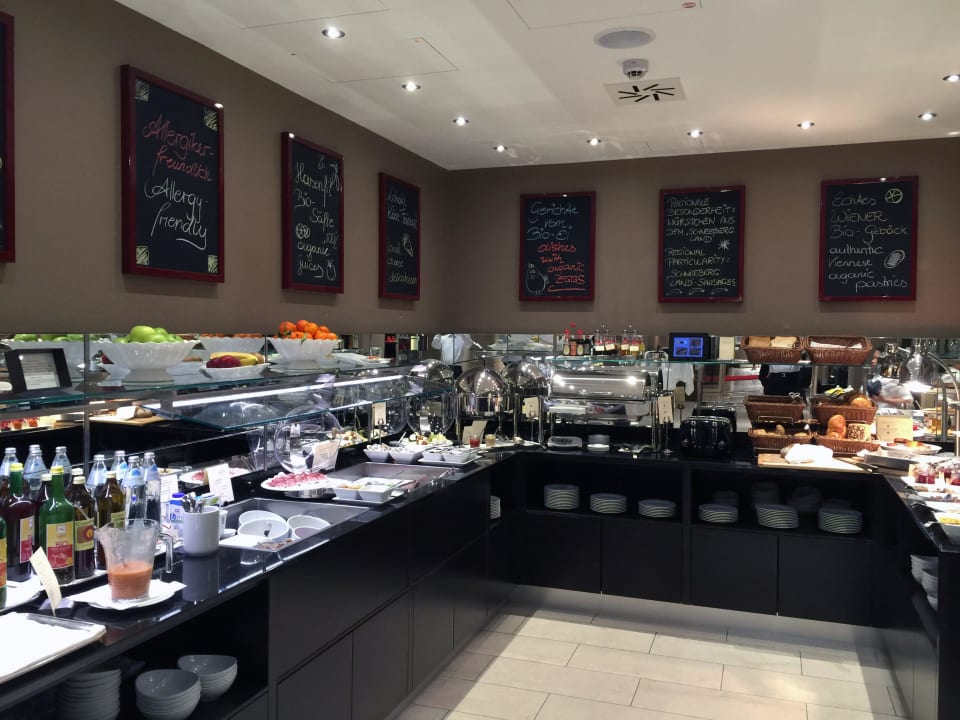 Buffet The Harmonie Vienna, BW Premier Collection