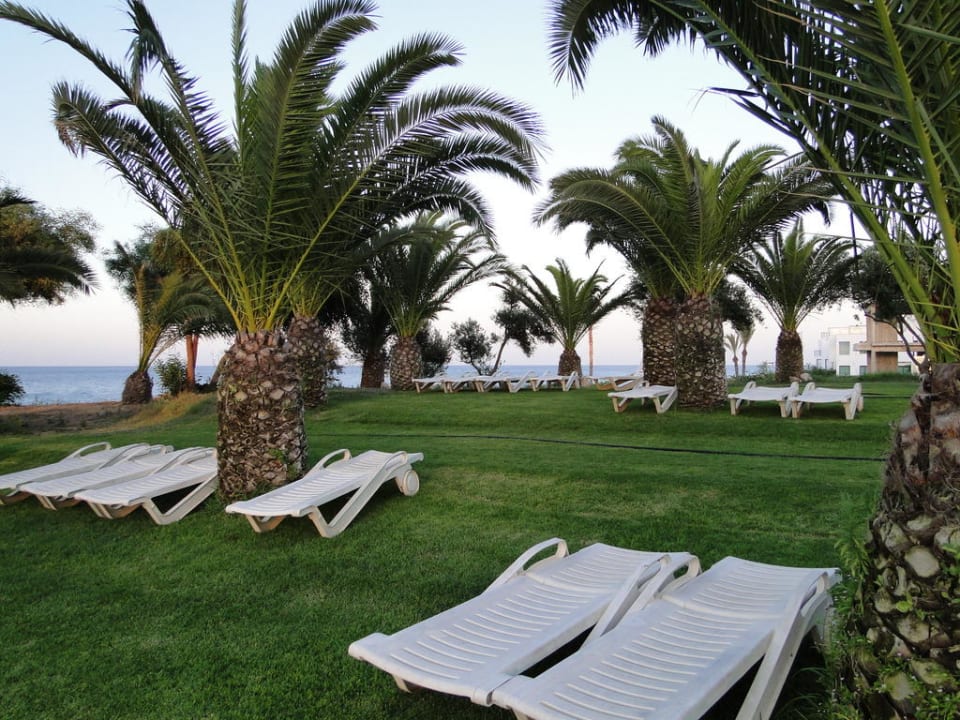 Crystal Springs Beach Hotel Crystal Springs Beach Hotel