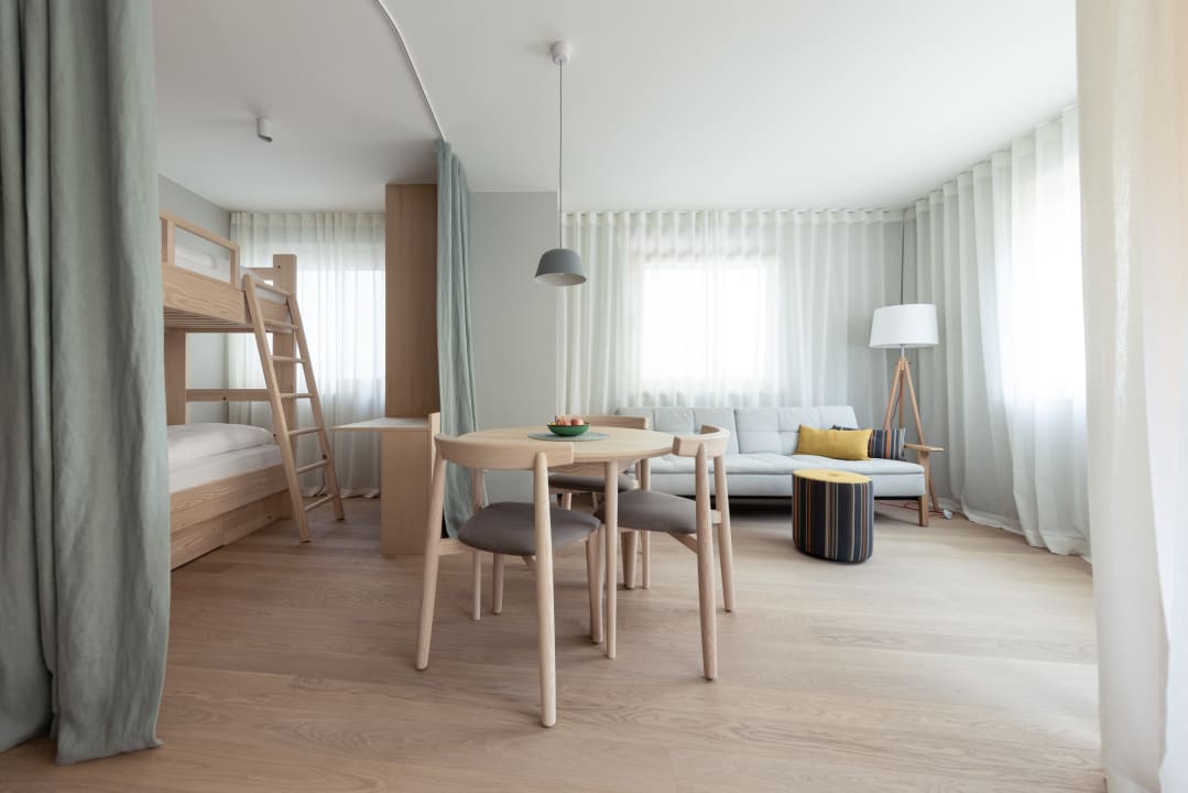 Zimmer Solis Apartments