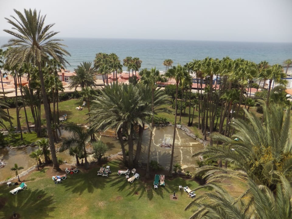 Blick vom Balkon der zweistöckigen Suite Hotel Riu Palace Oasis