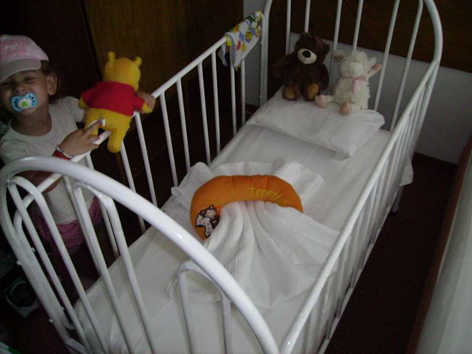 Kinderbett Semoris Hotel