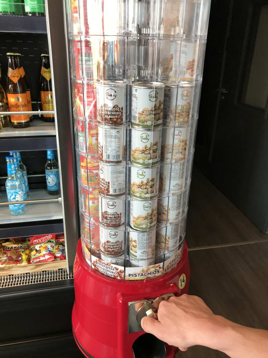 Gastro Holiday Inn - the niu, Hide Berlin Friedrichshain