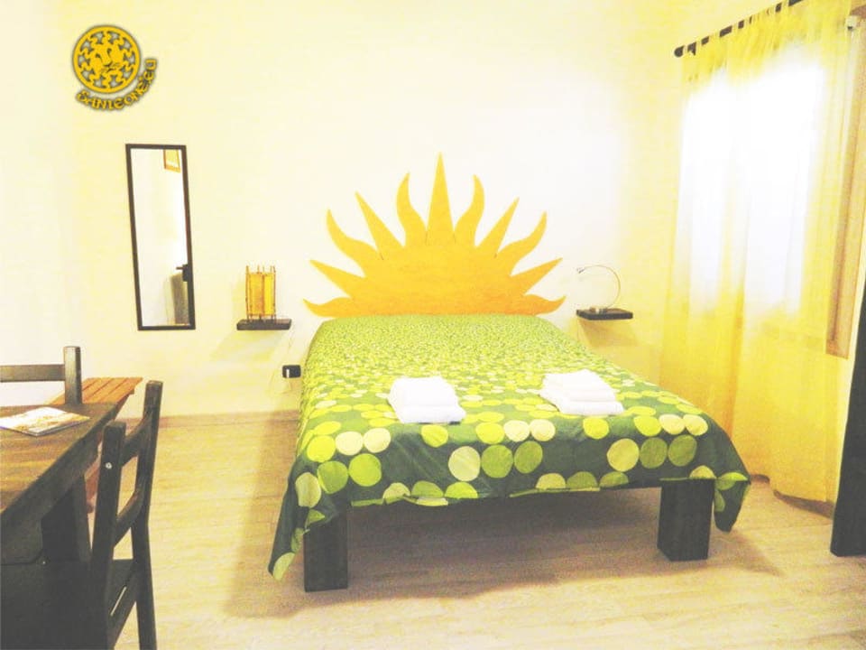 CAMERA MATRIMONIALE con BAGNO B&B SAN LEONE