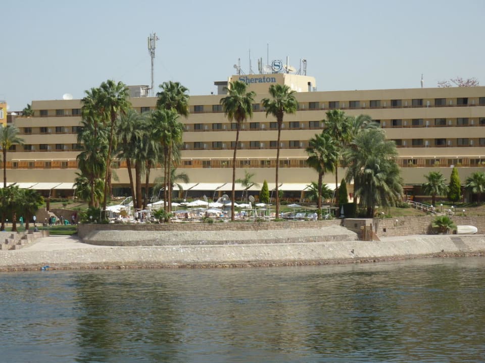 Ansicht vom Nilschiff Steigenberger Resort Achti Luxor
