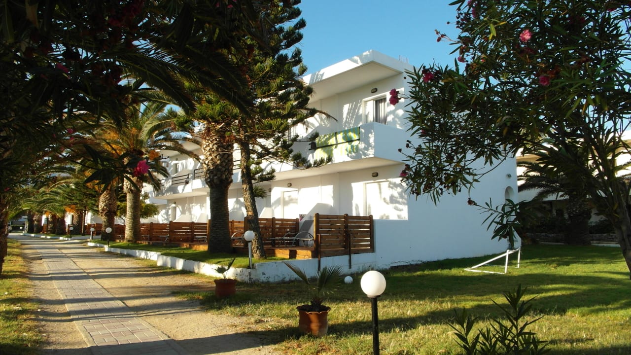 Außenansicht HARPIN Happy Days Beach Hotel