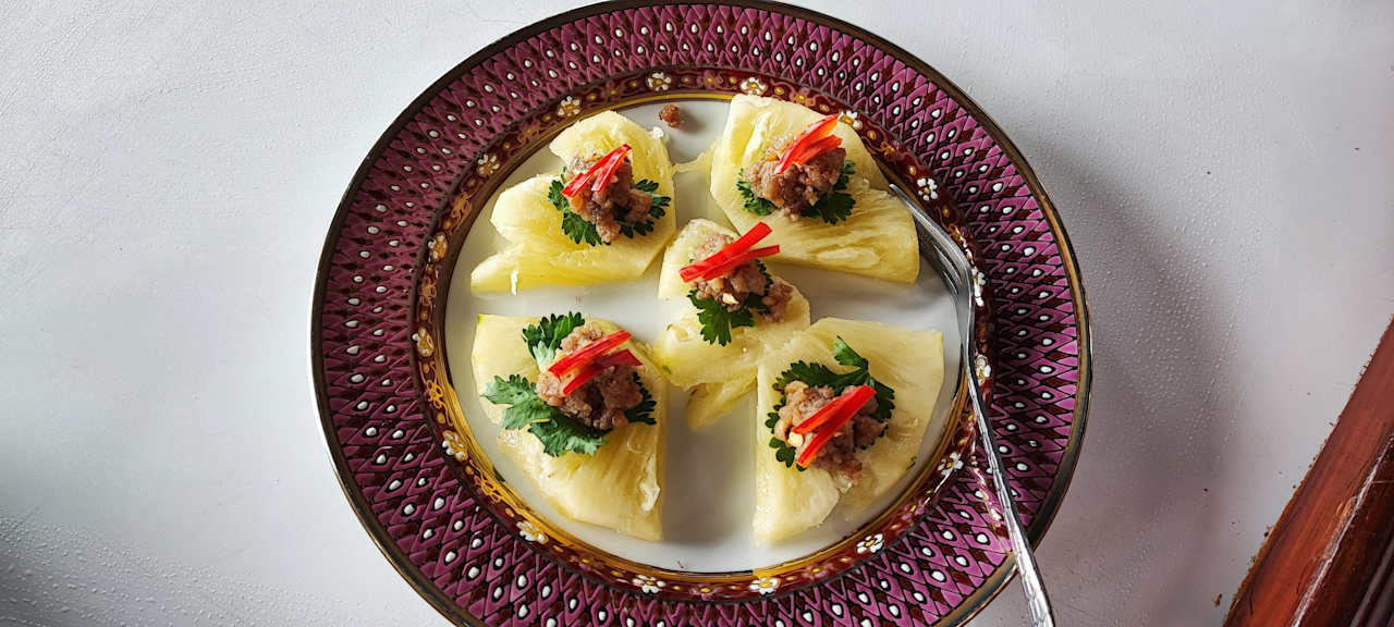 Gastro Baan Lhang Wangh บ้านหลังวัง