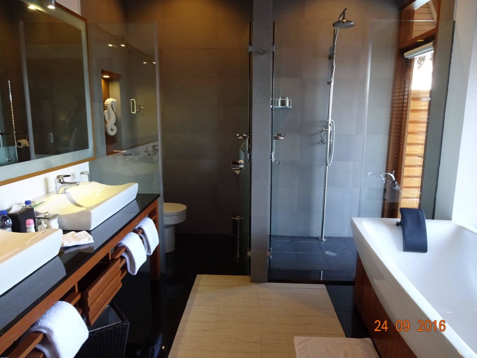 Bad Wasser-Villa Baros Maldives Resort