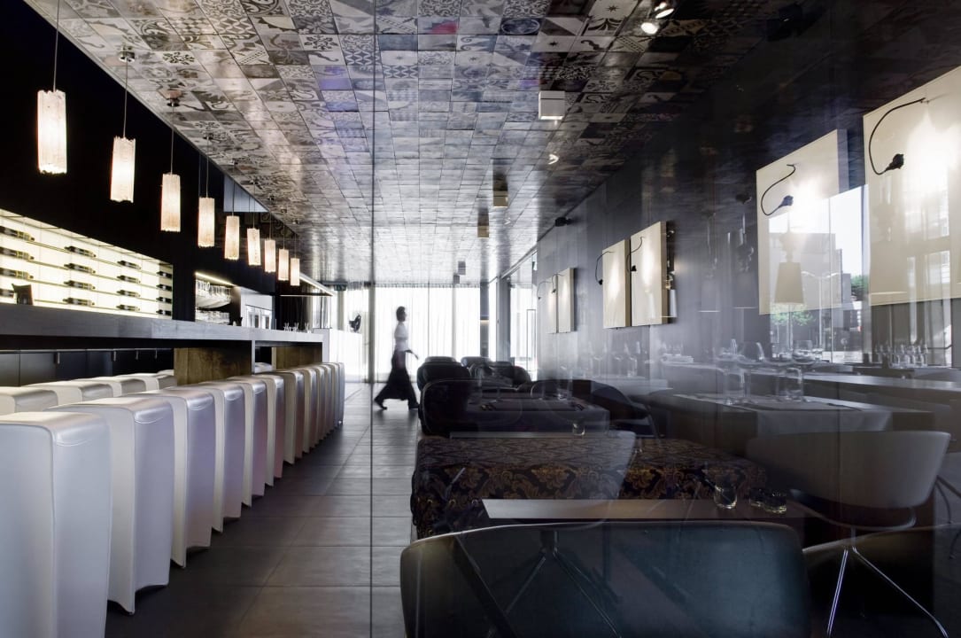 Carbon Winebar Carbon Hotel Genk