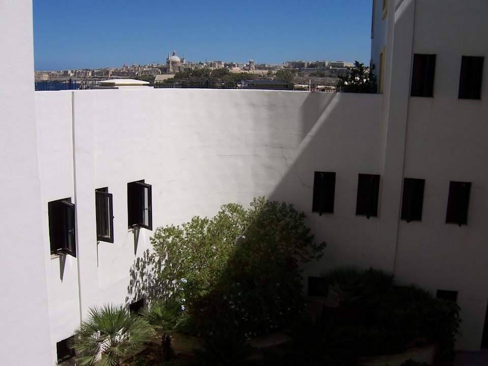 Ausblick vom Balkon, Zimmer 520 Hotel The Waterfront