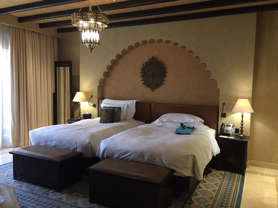 Zimmer Qasr Al Sarab Desert Resort by Anantara
