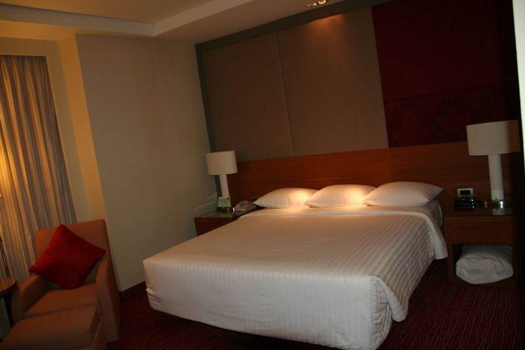 Bett Hotel Courtyard By Marriott Bangkok