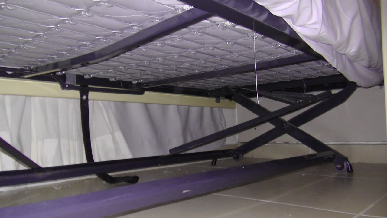 Extra bed ipv  boxspring High Beach Resort