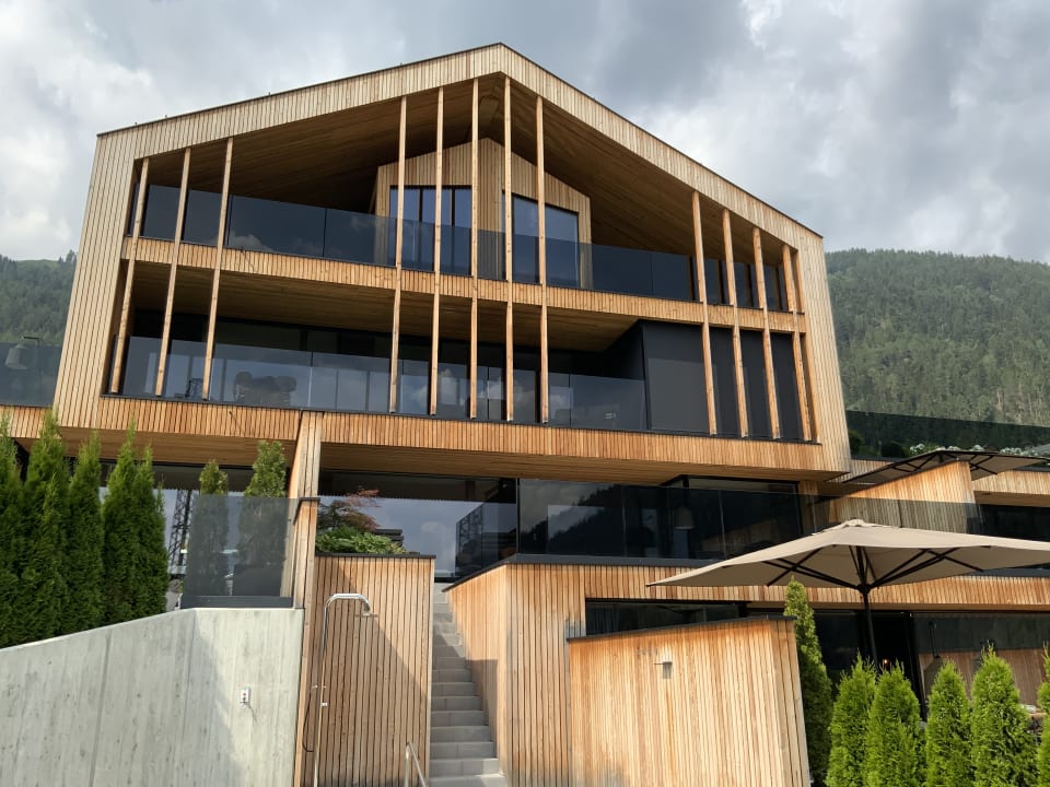 Außenansicht Purmontes - Private Luxury Chalet