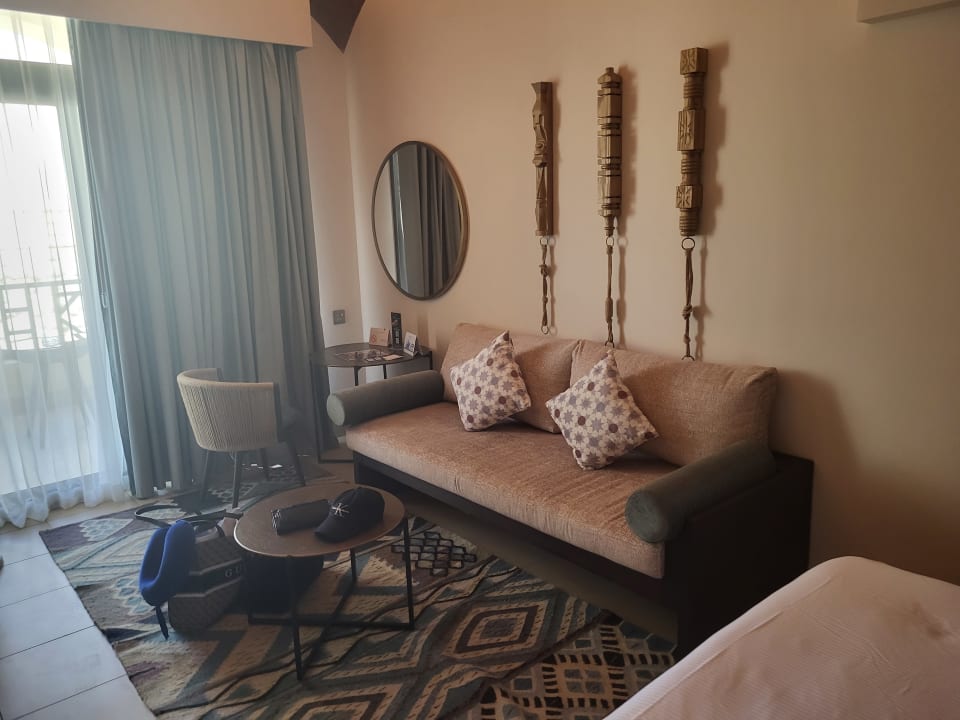 Zimmer The Cove Rotana Resort