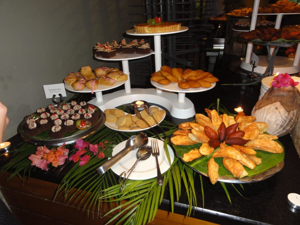 Nachspeisenbuffet Mauricia Beachcomber Resort & Spa