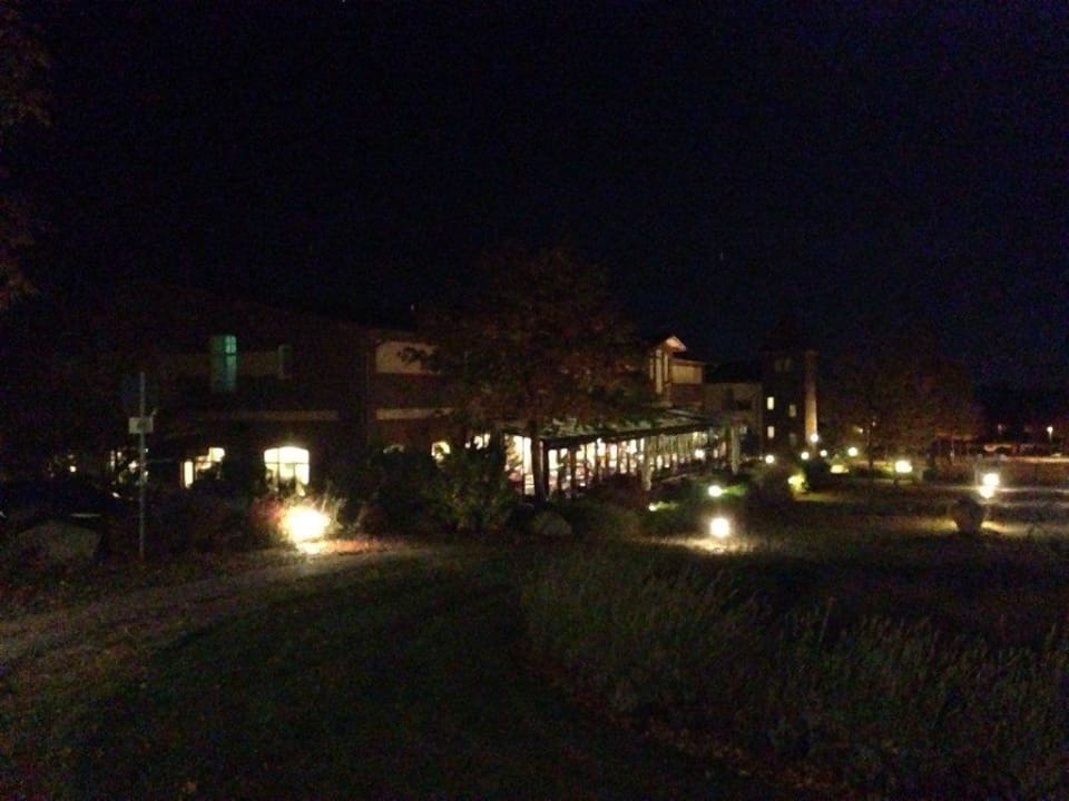 Jasmar Resort / Hofküche Precise Resort Rügen