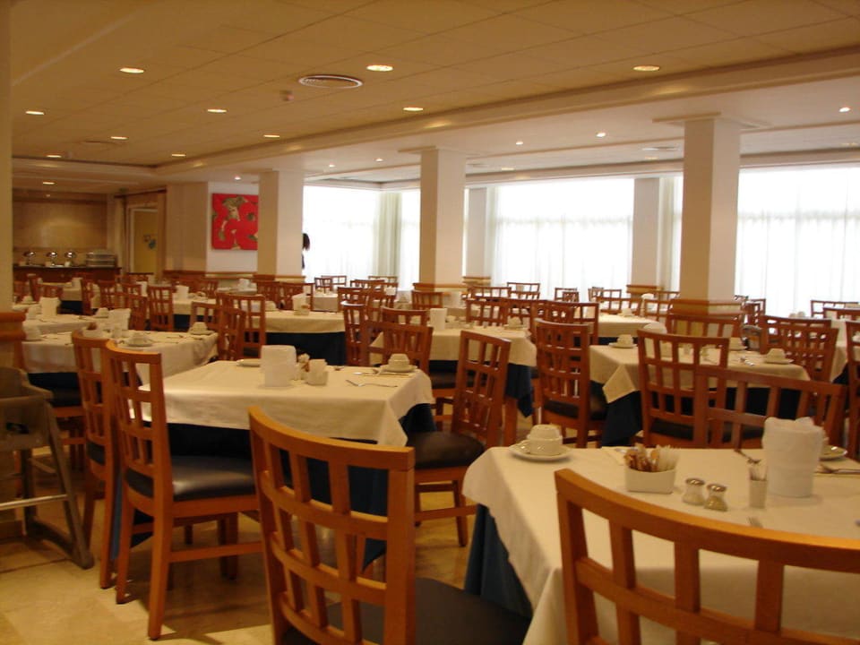 Tische im Restaurant Prinsotel La Pineda