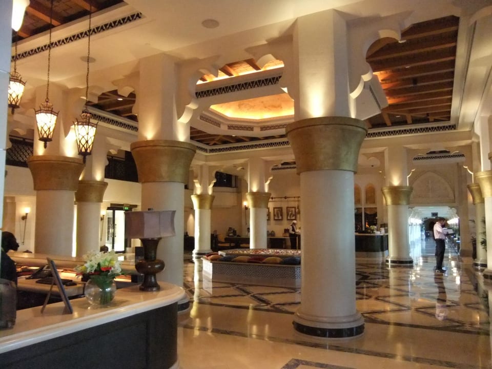 Das Entree des Mina A'Salam Jumeirah Mina Al Salam
