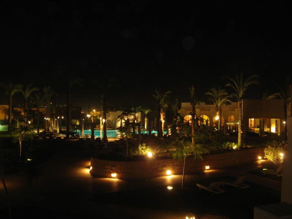Anlage bei Nacht Novotel Sharm El Sheikh