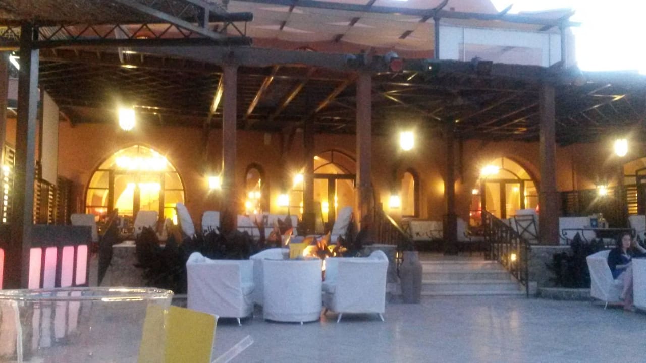 Poolterrasse am Abend Jaz Makadi Blue - TUI BLUE Makadi - Adults Friendly 16 Years Plus