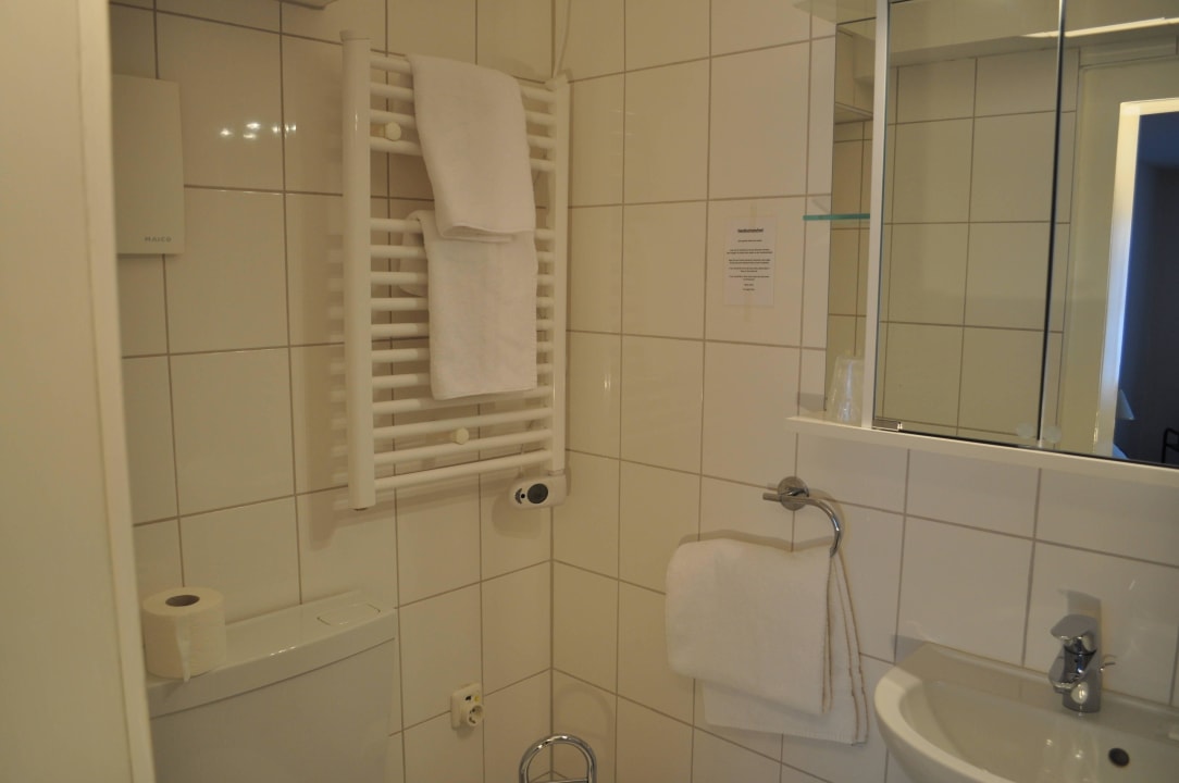 Badezimmer Garni Hotel Engel