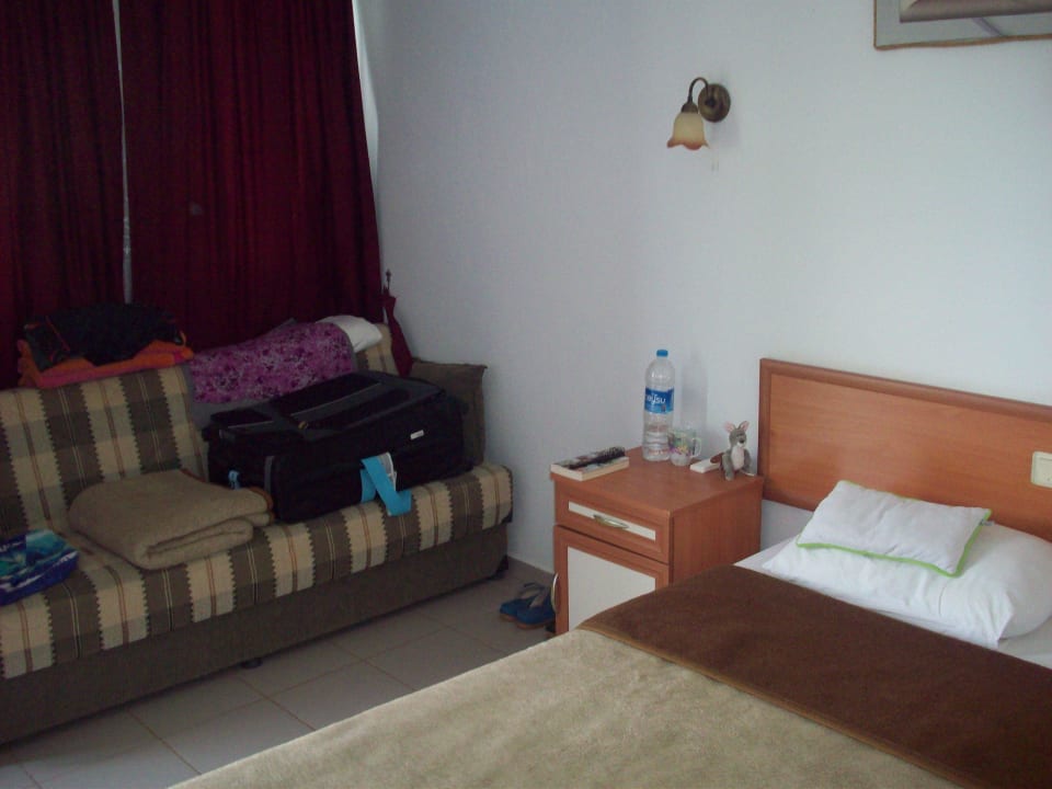 Kleines Sofa Hotel Nazar Garden