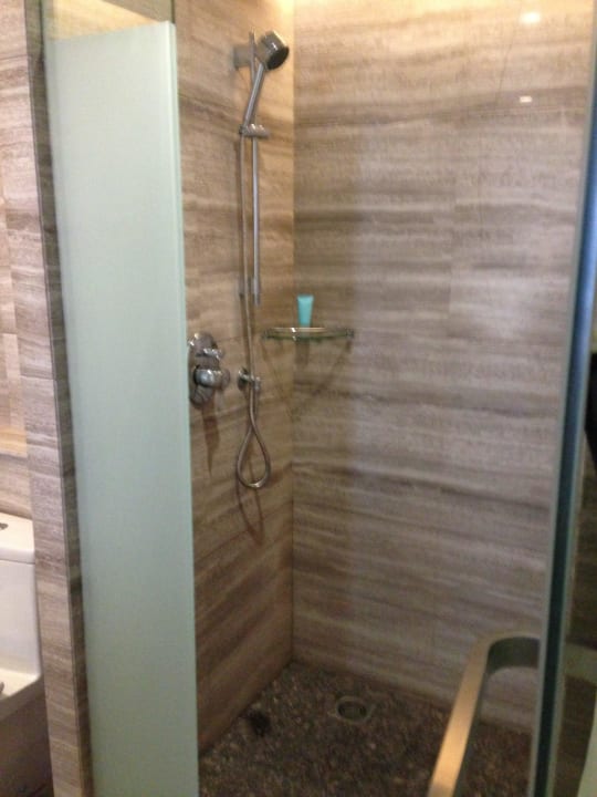 Dusche The Landmark Bangkok