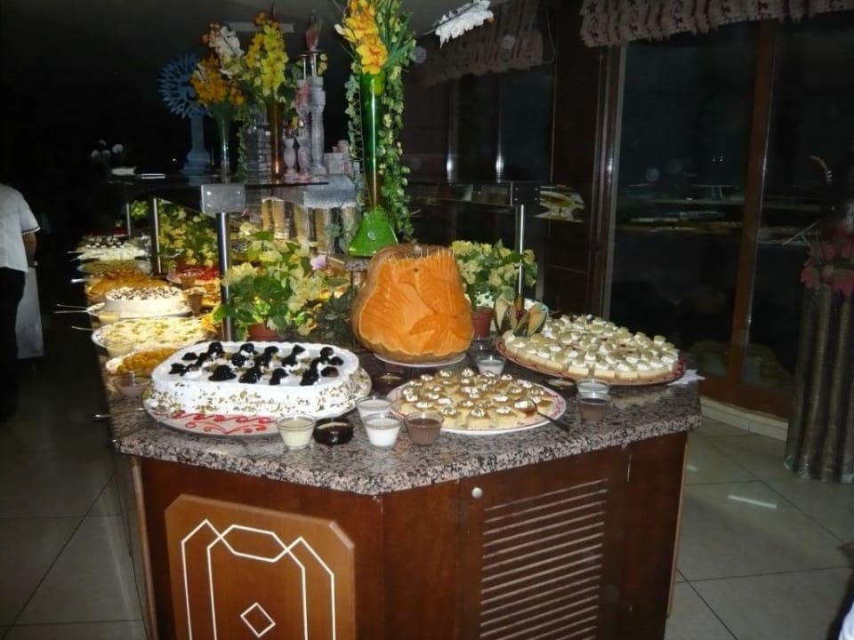 Dessert Hotel Turan Prince