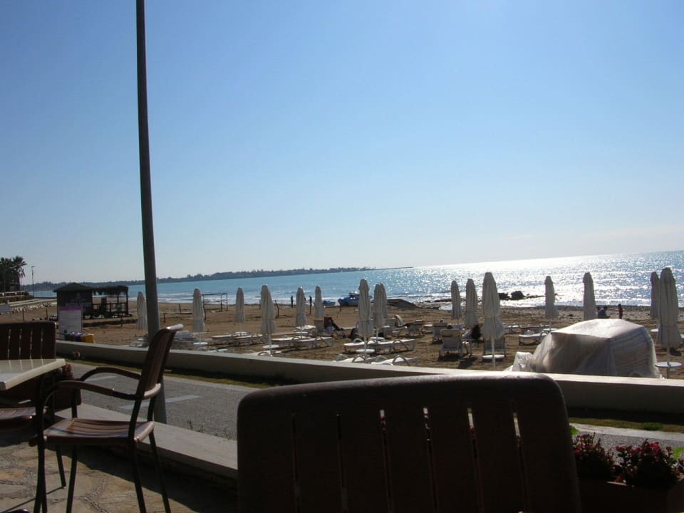 Strandbar Arum Barut Collection