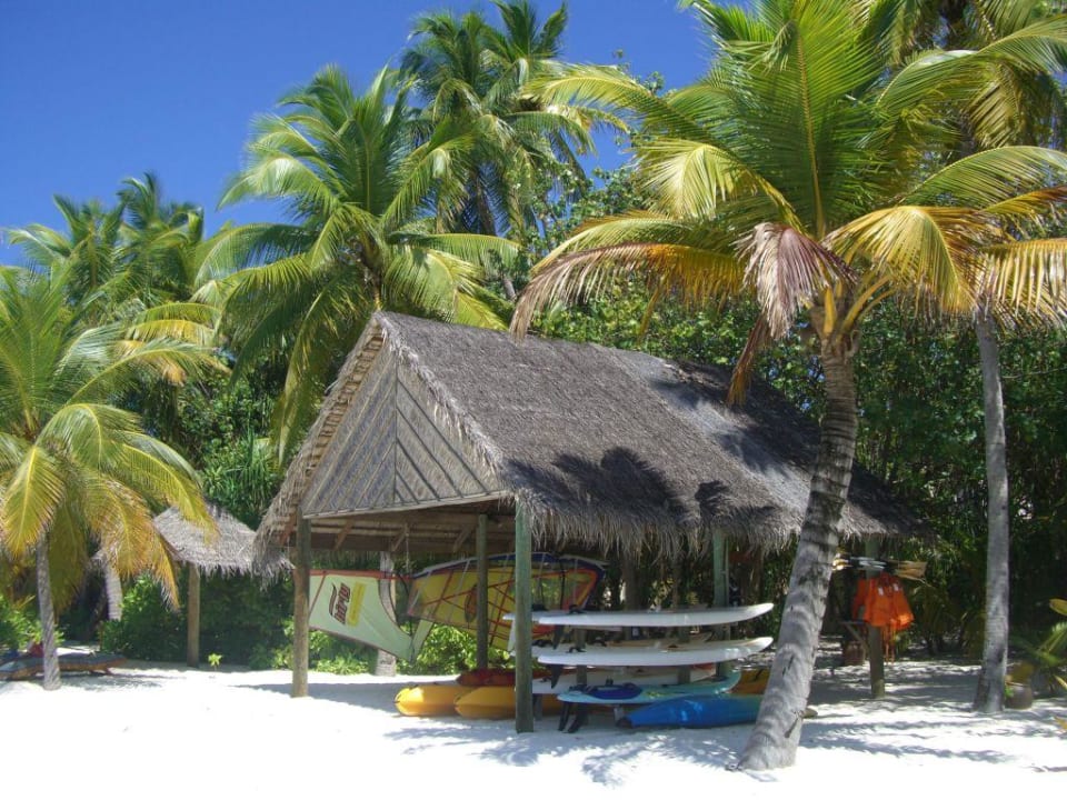 Strand Mirihi Island Resort