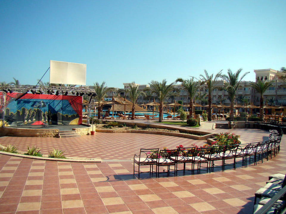 Амфитеатр Pickalbatros Palace Resort