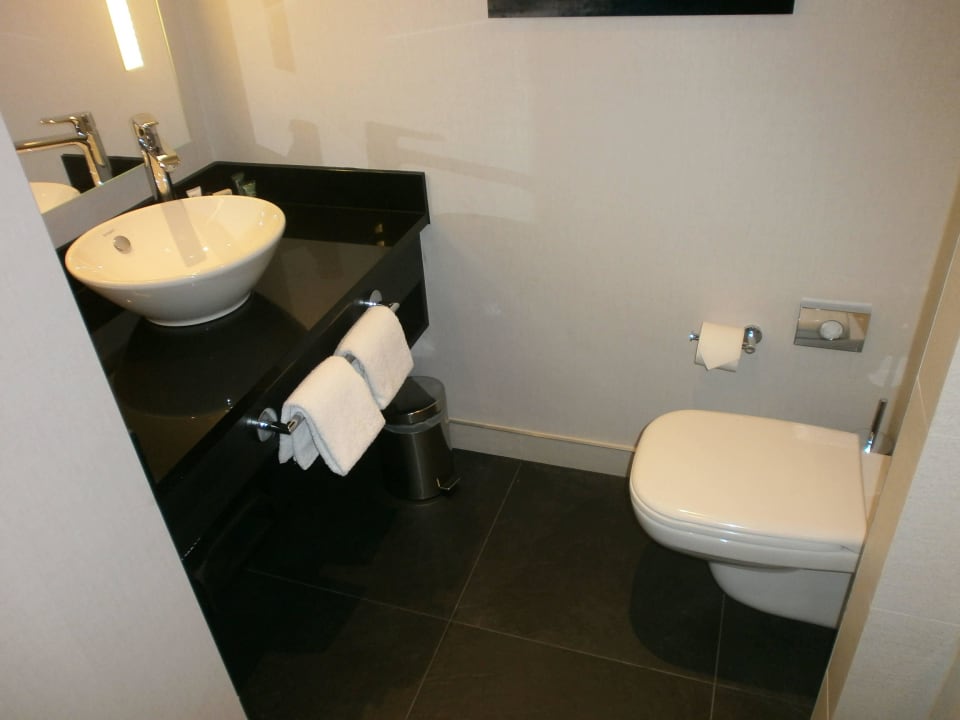 Das Bad Hilton Garden Inn Krakow Airport