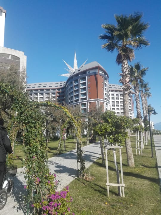 Außenansicht Royal Seginus