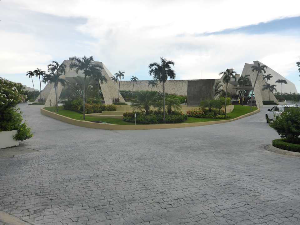 Haupteingang und Looby Grand Sirenis Riviera Maya Resort & Spa