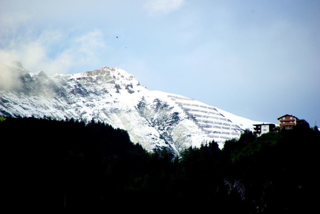 Berge pur vom Balkon aus Gästehaus Zum Gachtna