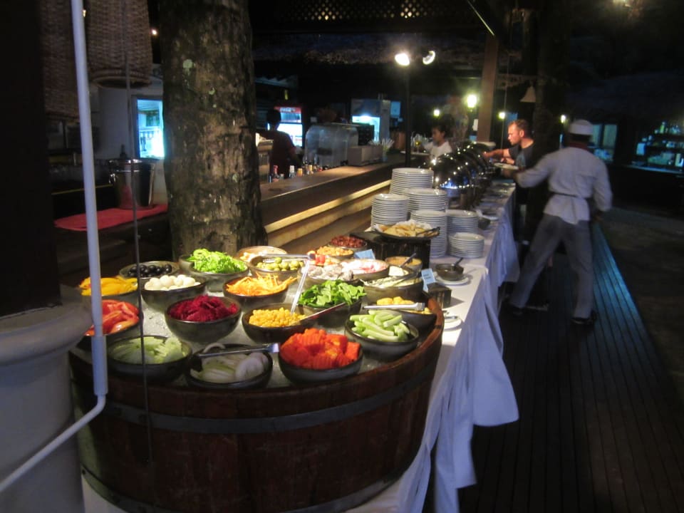 Büffet am Strand Khaolak Laguna Resort