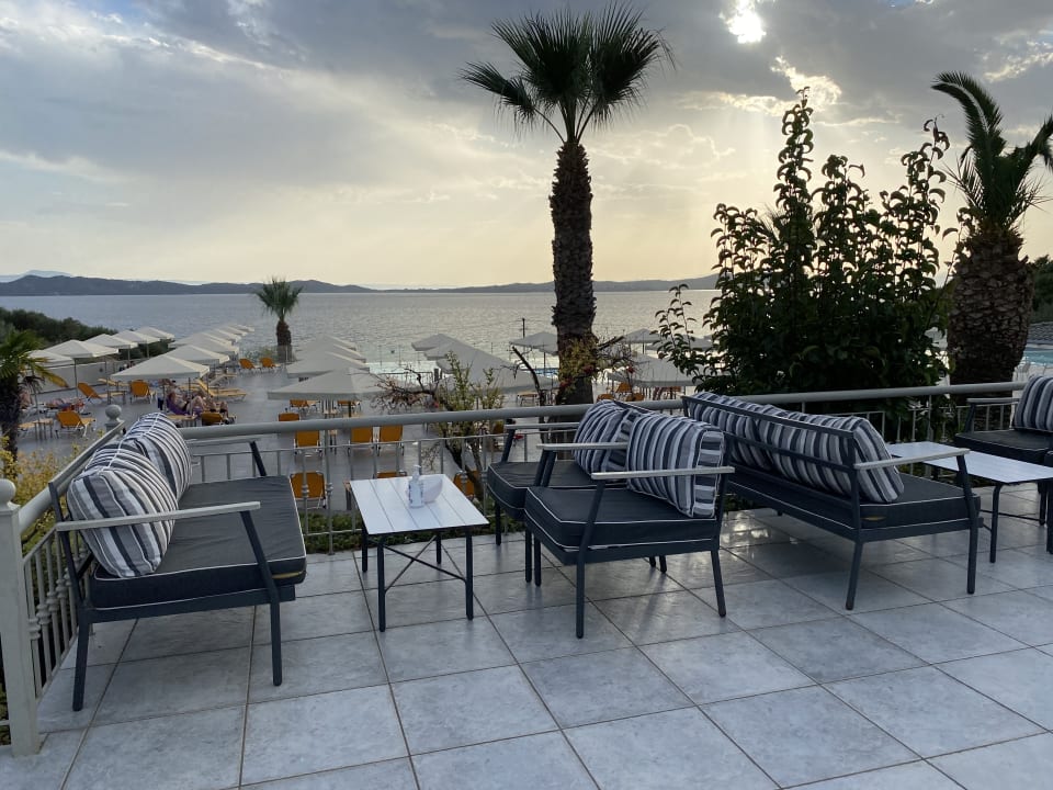 Ausblick Akrathos Beach Hotel