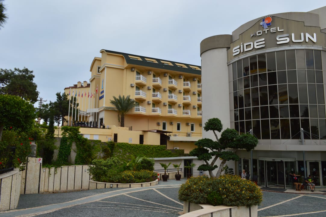 Eingang in  Hotel Side Sun Side Sun Hotel