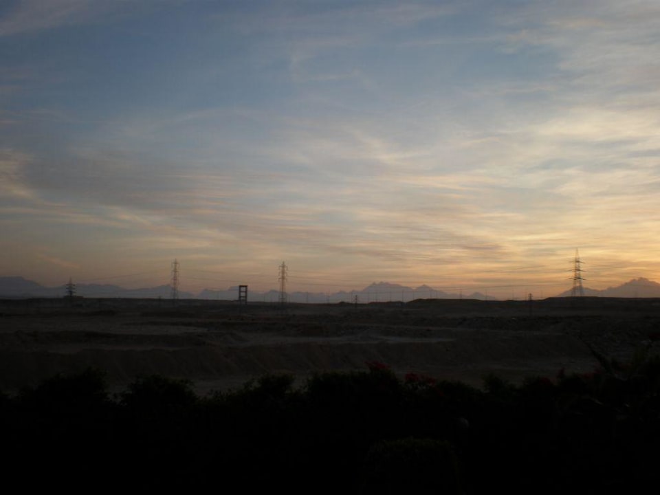 Ausblick von unserem Balkon zur Landseite Pickalbatros Aqua Park Resort - Hurghada