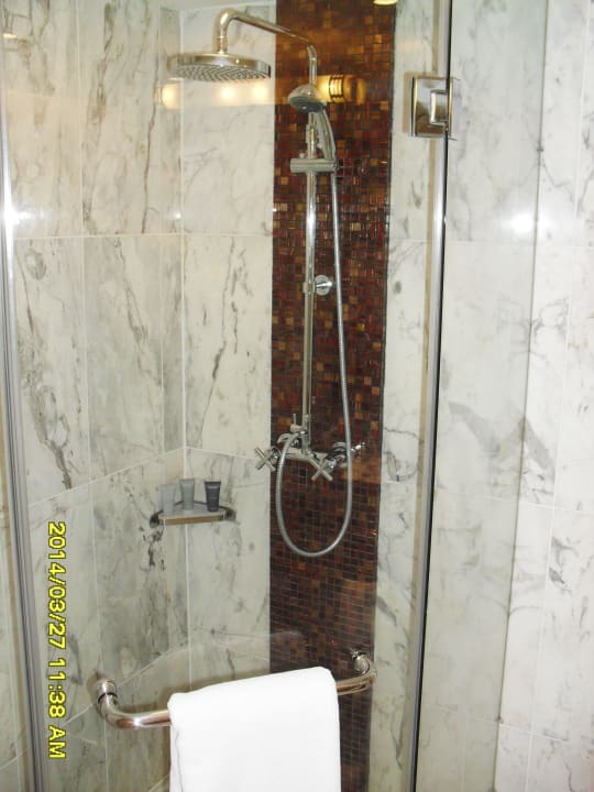 Die separate Dusche JW Marriott Hotel Bangkok