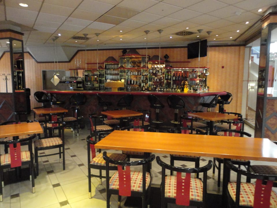 Bar "Lounge51" Leonardo Hotel Köln