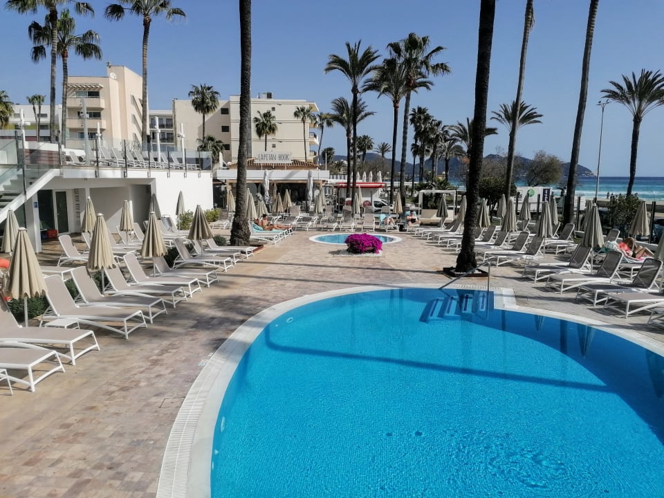 Pool CM Playa del Moro