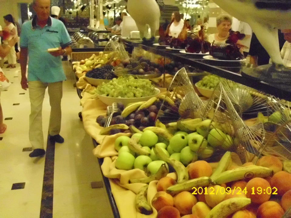 Buffet Diamond Excellence Resort & Spa