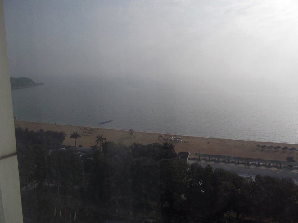 Frühmorgendlicher Blick über den Strand Hotel Harbour View Hotel & Resort Zhuhai