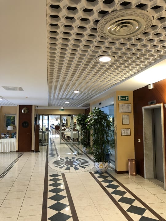 Sonstiges Aparthotel Holiday