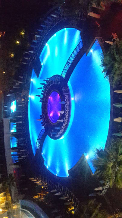Pool Side Prenses Resort & Spa