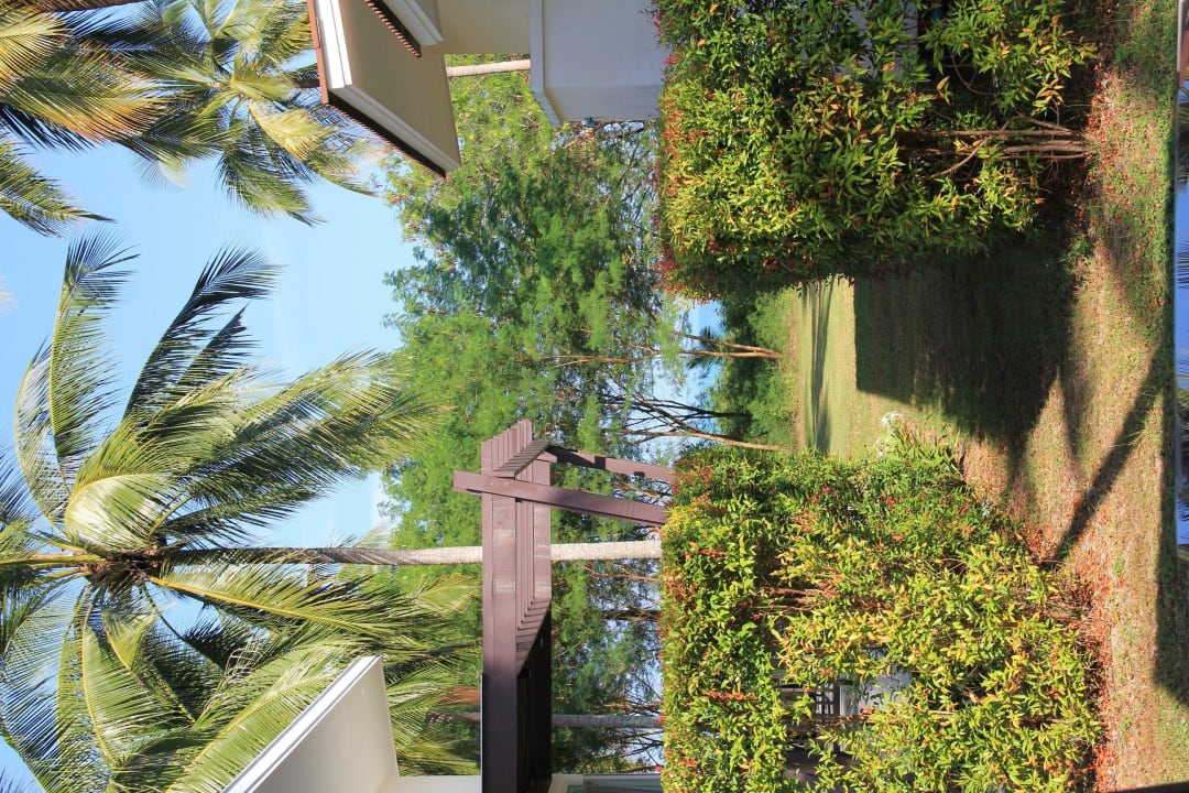 Blick von der Terrasse Kantary Beach Hotel - KHAO LAK
